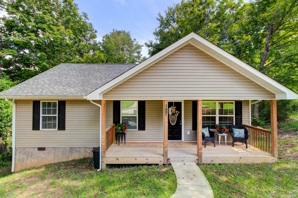 Property Photo:  127 Finley Drive  TN 37771 