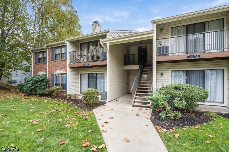 Property Photo:  146 Woodward Ln  NJ 07920 