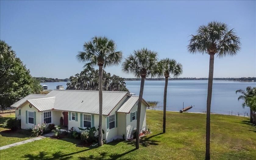 Property Photo:  1307 Arbuckle Creek Road  FL 33870 