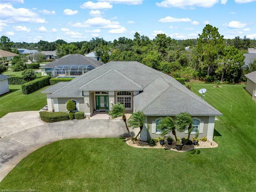 Property Photo:  2512 Island Drive  FL 33872 