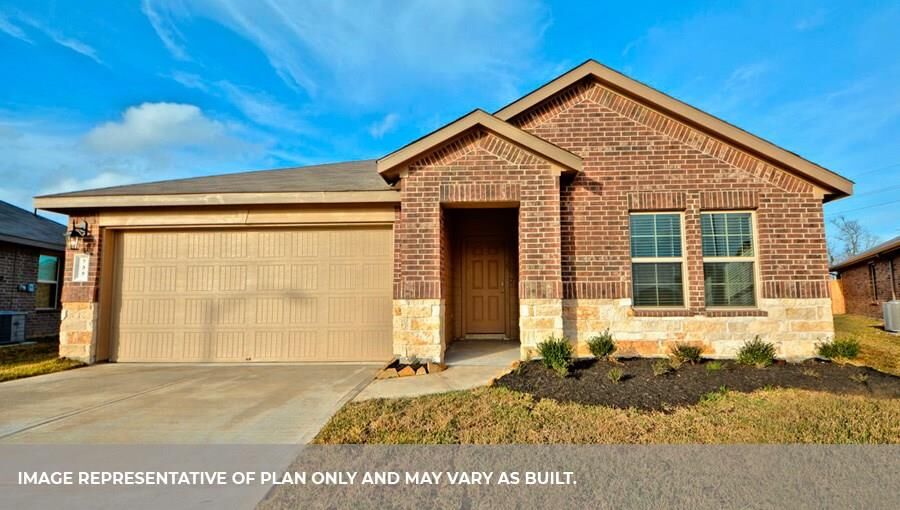 Property Photo: 3934 Country Club Drive TX 77521