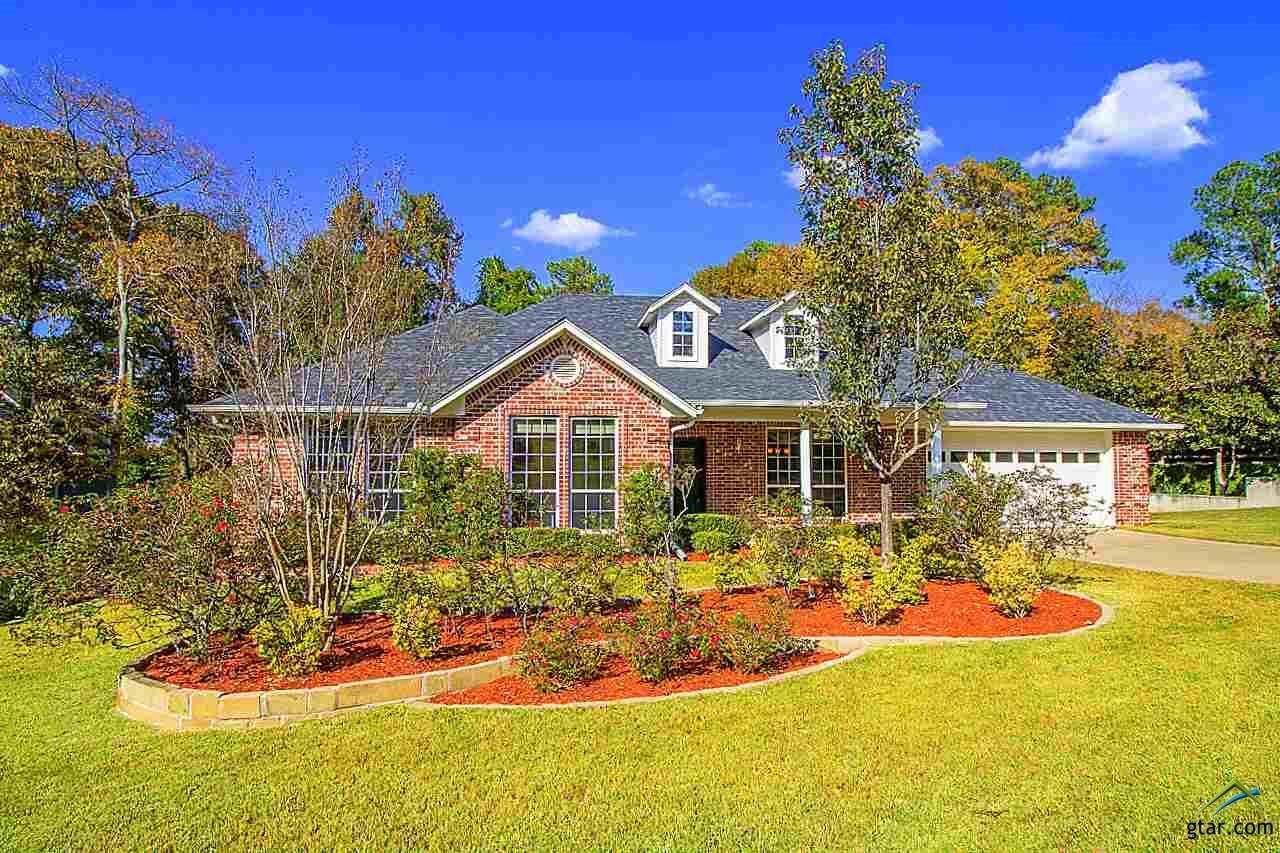 Property Photo:  219 Canyon Drive  TX 75771 