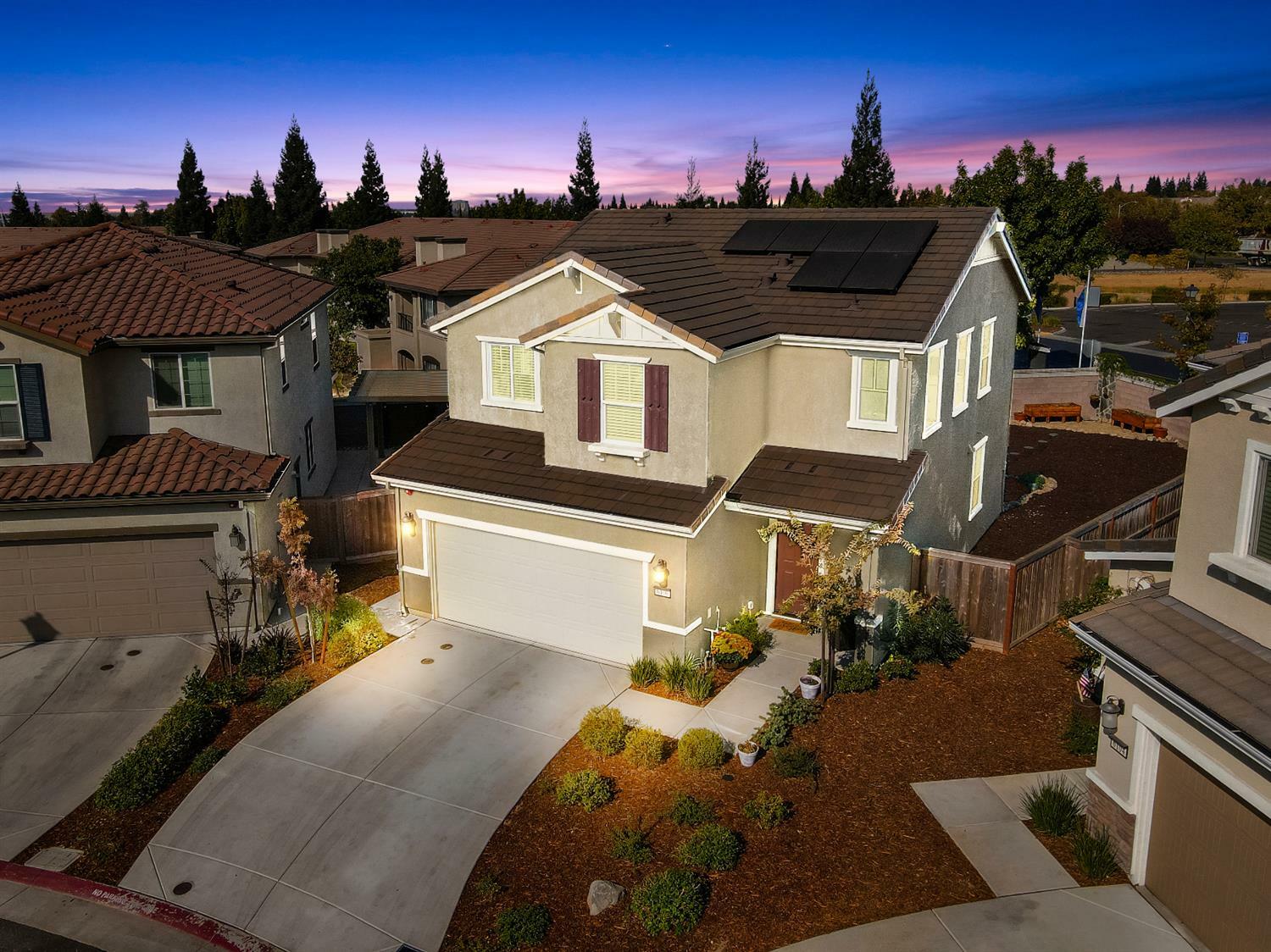 Property Photo: 6106 Mehrten Circle CA 95765