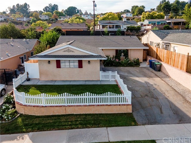 Property Photo:  27227 Barada Avenue  CA 91350 