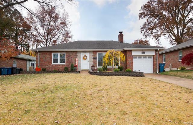 Property Photo: 7336 Cheshire 63123