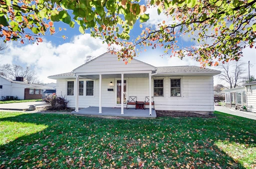 Property Photo: 1237 Ellen Drive OH 45042