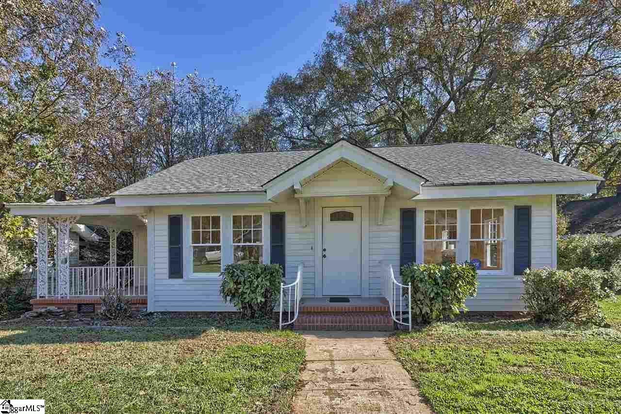 Property Photo:  303 S Franklin Road  SC 29609 