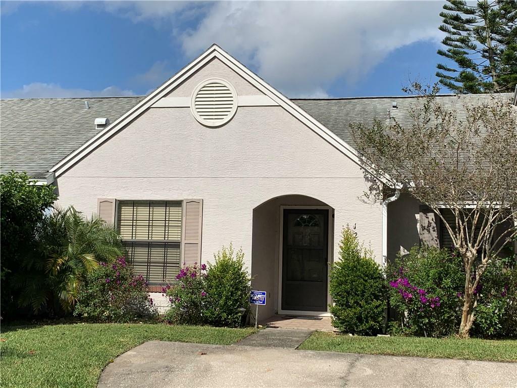 Property Photo: 120 Candlewick Court FL 32771