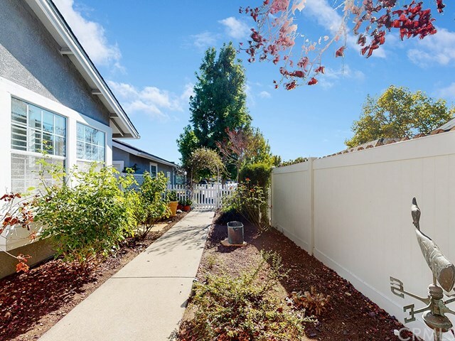 942 Bluebell Way 25  San Luis Obispo CA 93401 photo