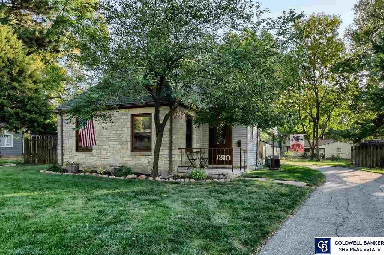 1310 S 48  Lincoln NE 68510 photo