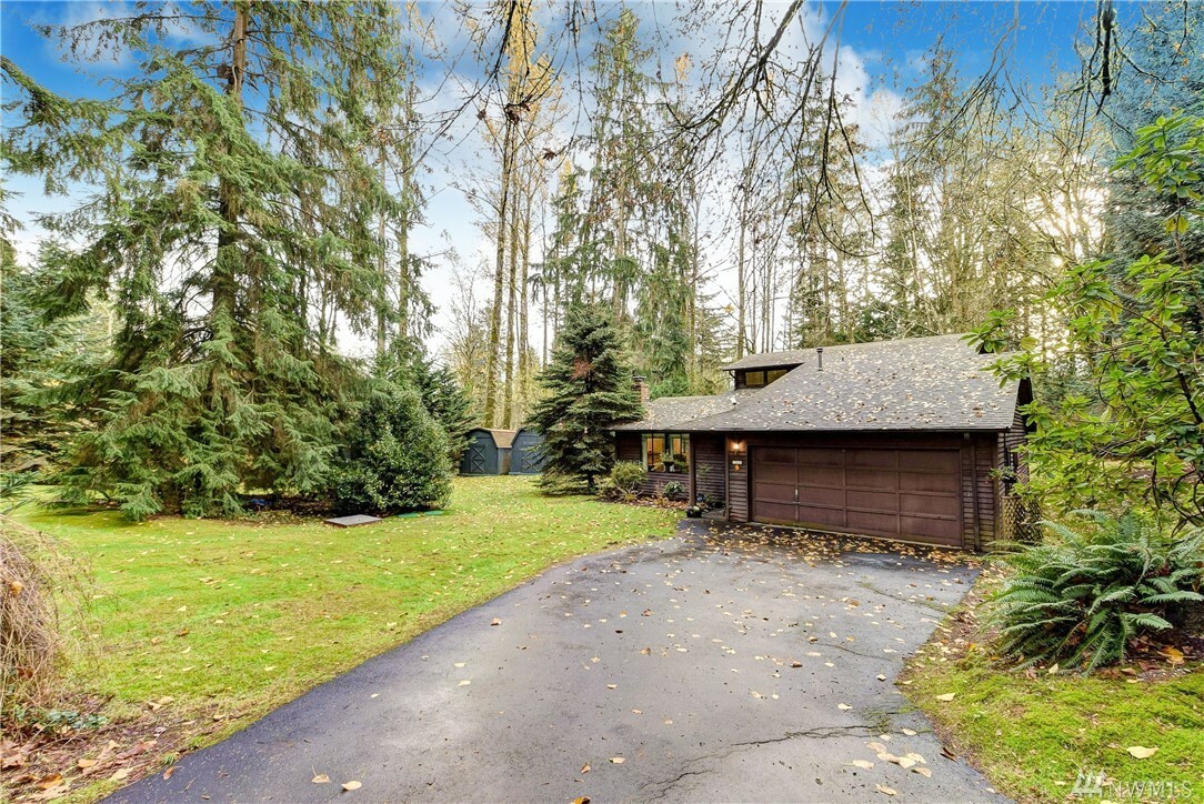 Property Photo:  22320 Echo Lake Rd  WA 98296 