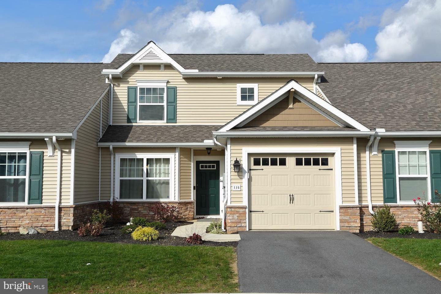 Property Photo:  115 Bolton Circle  PA 17584 