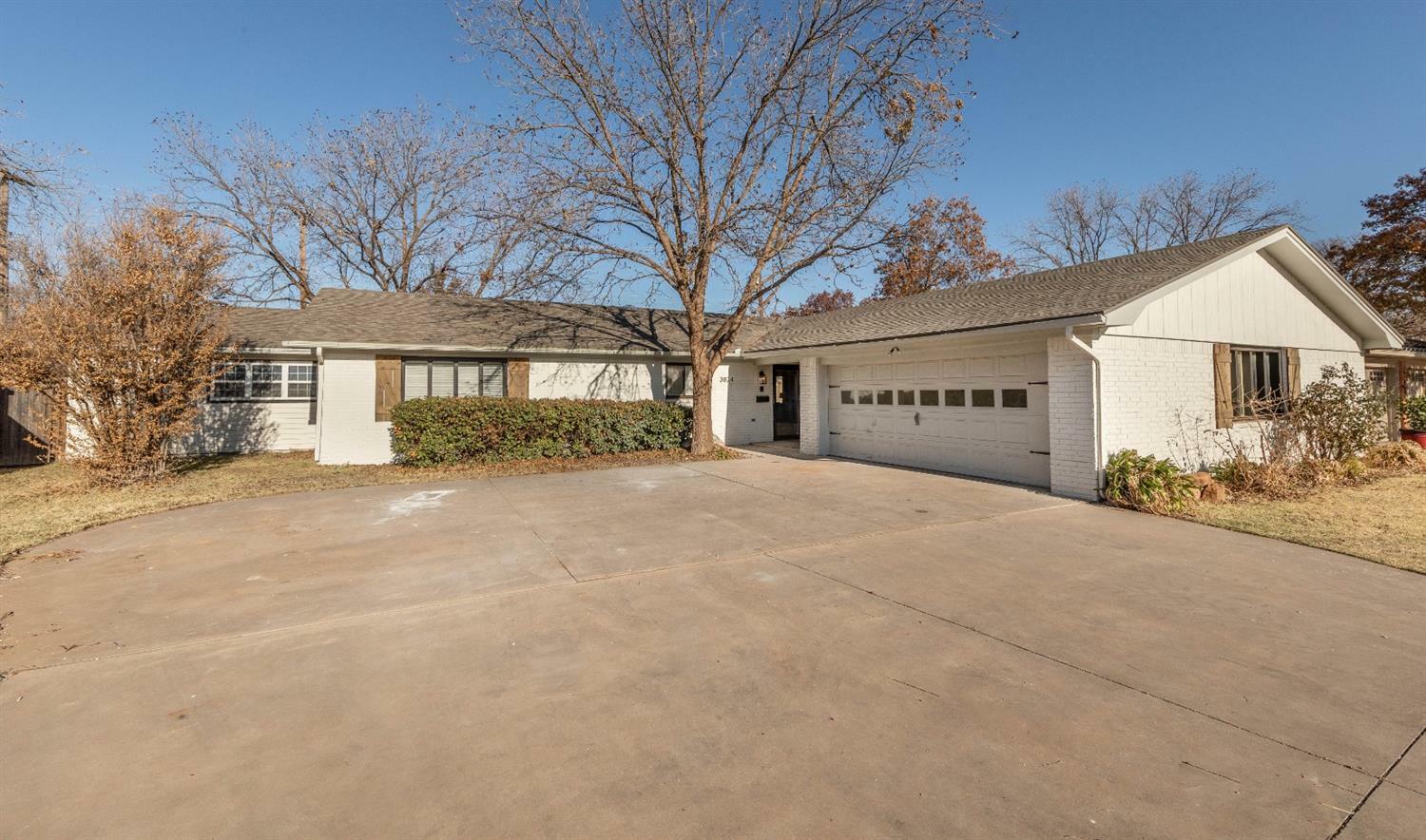 Property Photo:  3824 64th Drive  TX 79413 