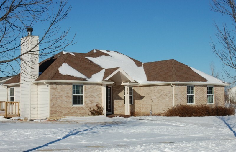 Property Photo:  912 Niagara Ln  WI 53074 