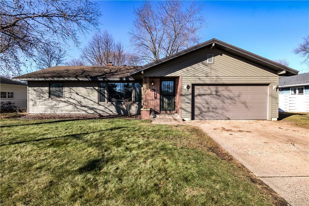 Property Photo: 912 E Grant Avenue WI 54701