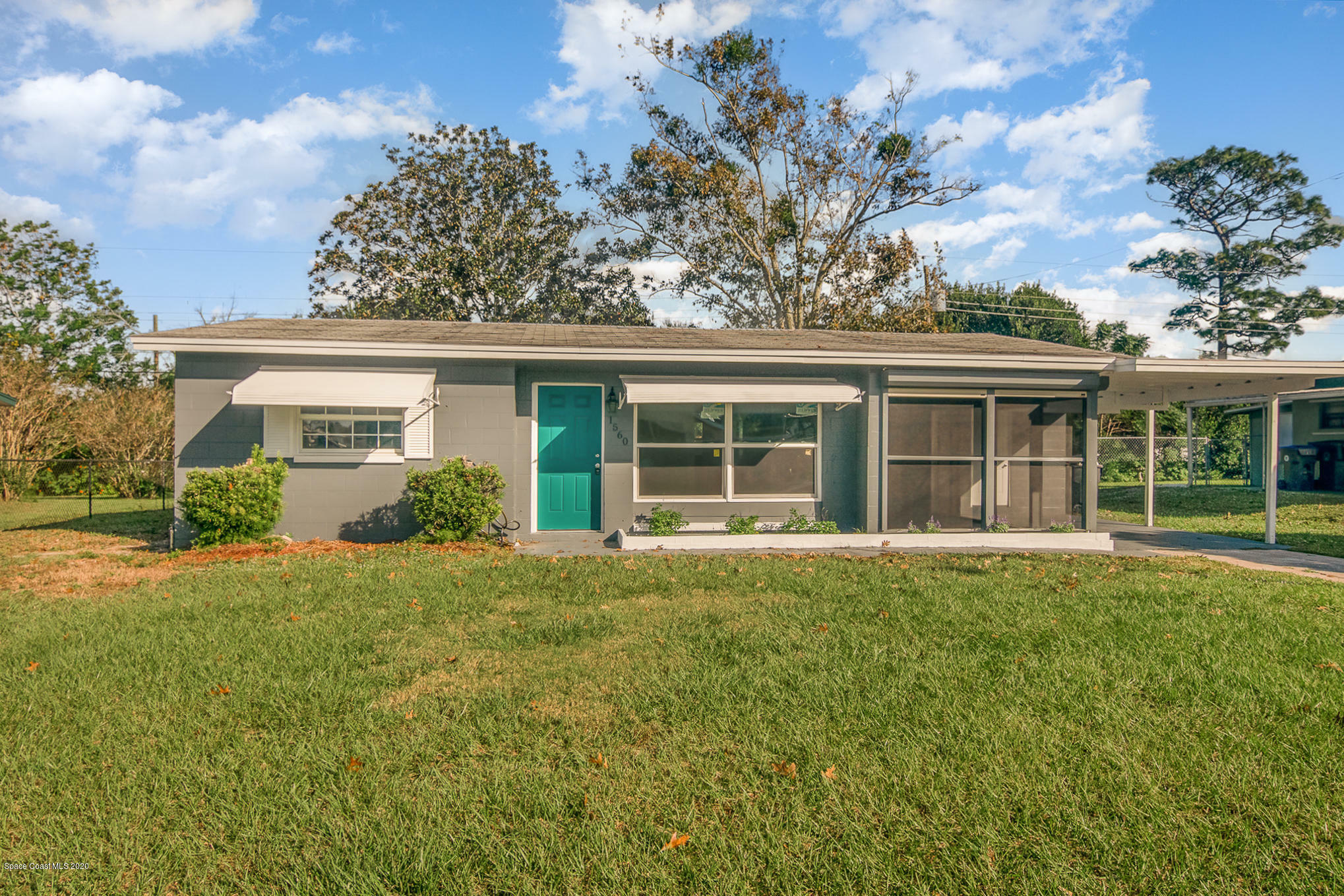 Property Photo:  1560 Locke Street  FL 32780 