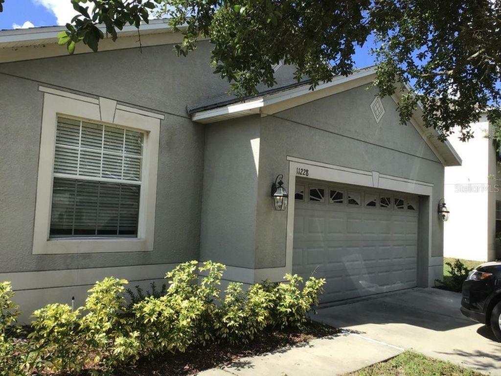 Property Photo:  11228 Flora Springs Drive  FL 33579 