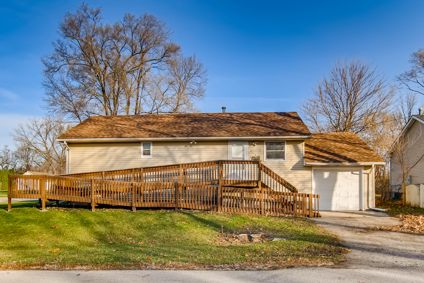 Property Photo:  450 Melrose Avenue  IL 60505 