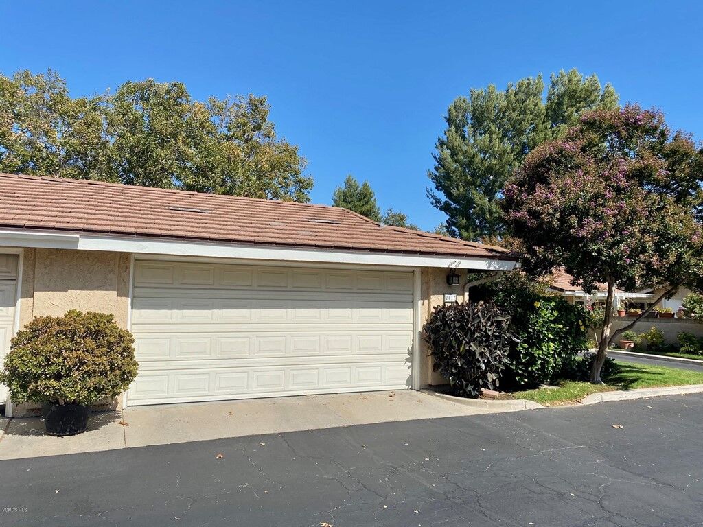 Property Photo:  2137 Portola Lane  CA 91361 