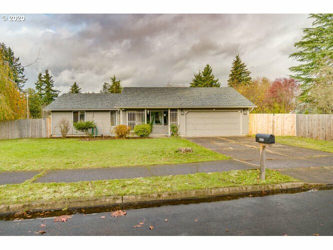 Property Photo:  4312 NE Wildrose Dr  WA 98682 