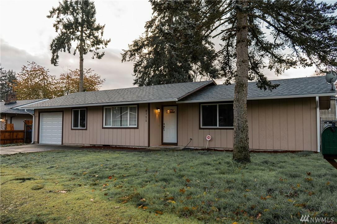 Property Photo:  8711 Skokomish Wy NE  WA 98516 