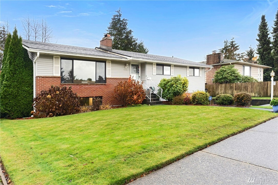 Property Photo:  1549 S Macarthur St  WA 98465 