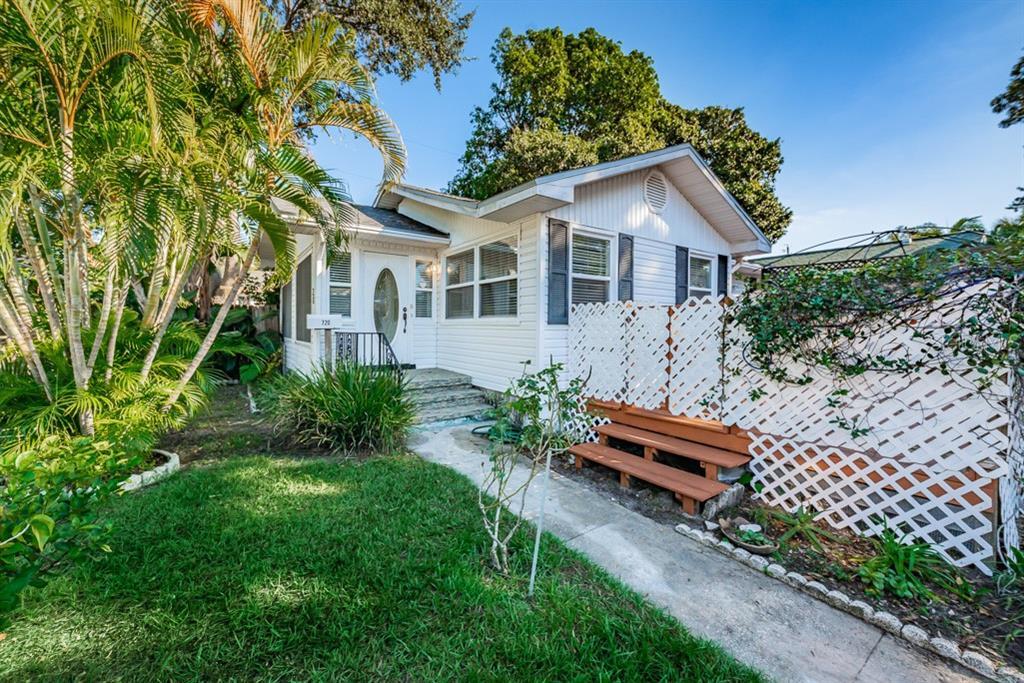 Property Photo: 720 11th Avenue N FL 33701
