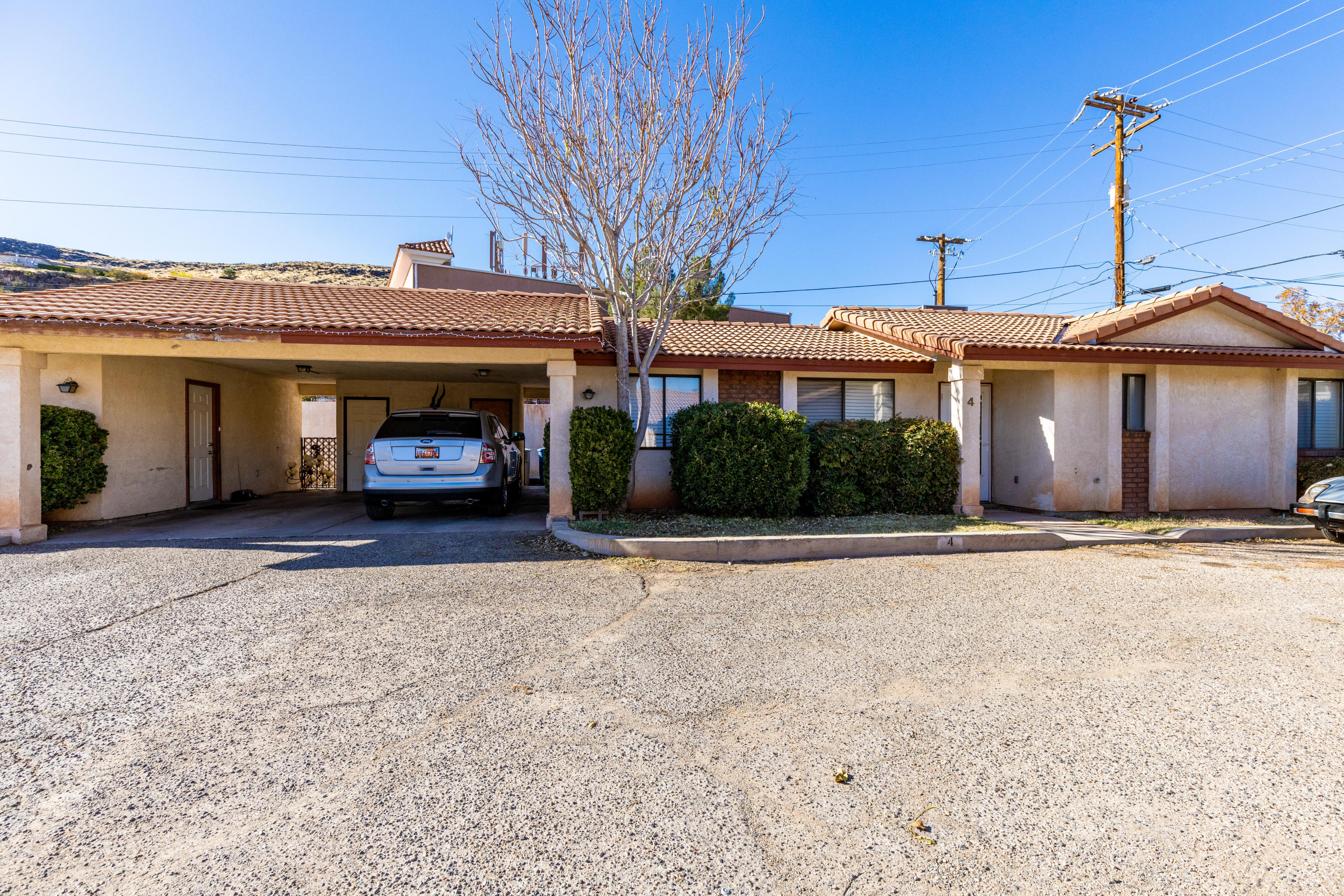Property Photo: 333 N 500 W #4 UT 84770