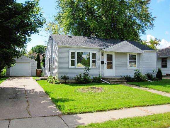 Property Photo:  853 Roosevelt St  WI 54952 