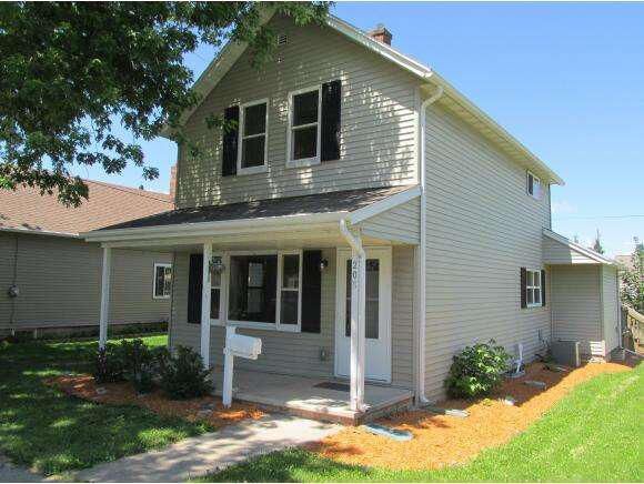 Property Photo:  208 E 8th St  WI 54130-2508 