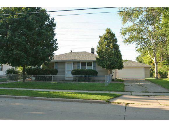 Property Photo:  531 East Roeland Ave  WI 54915 