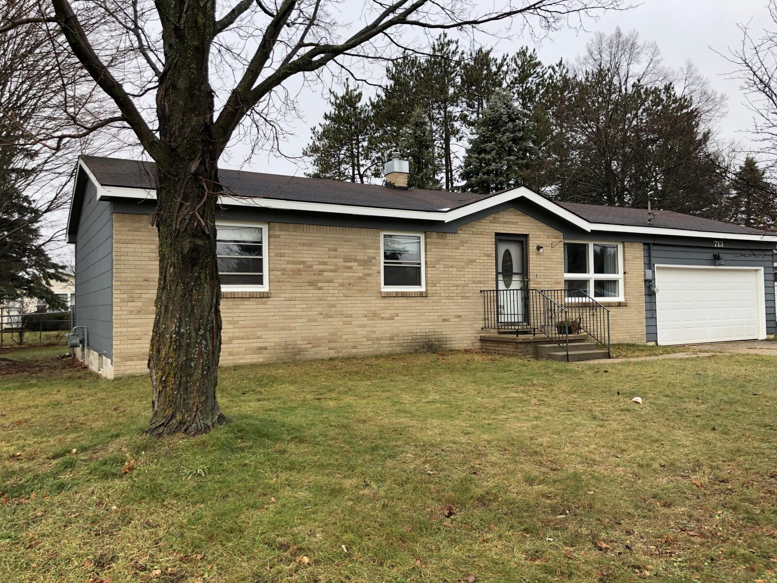 Property Photo: 713 N Ohio Avenue MI 49735