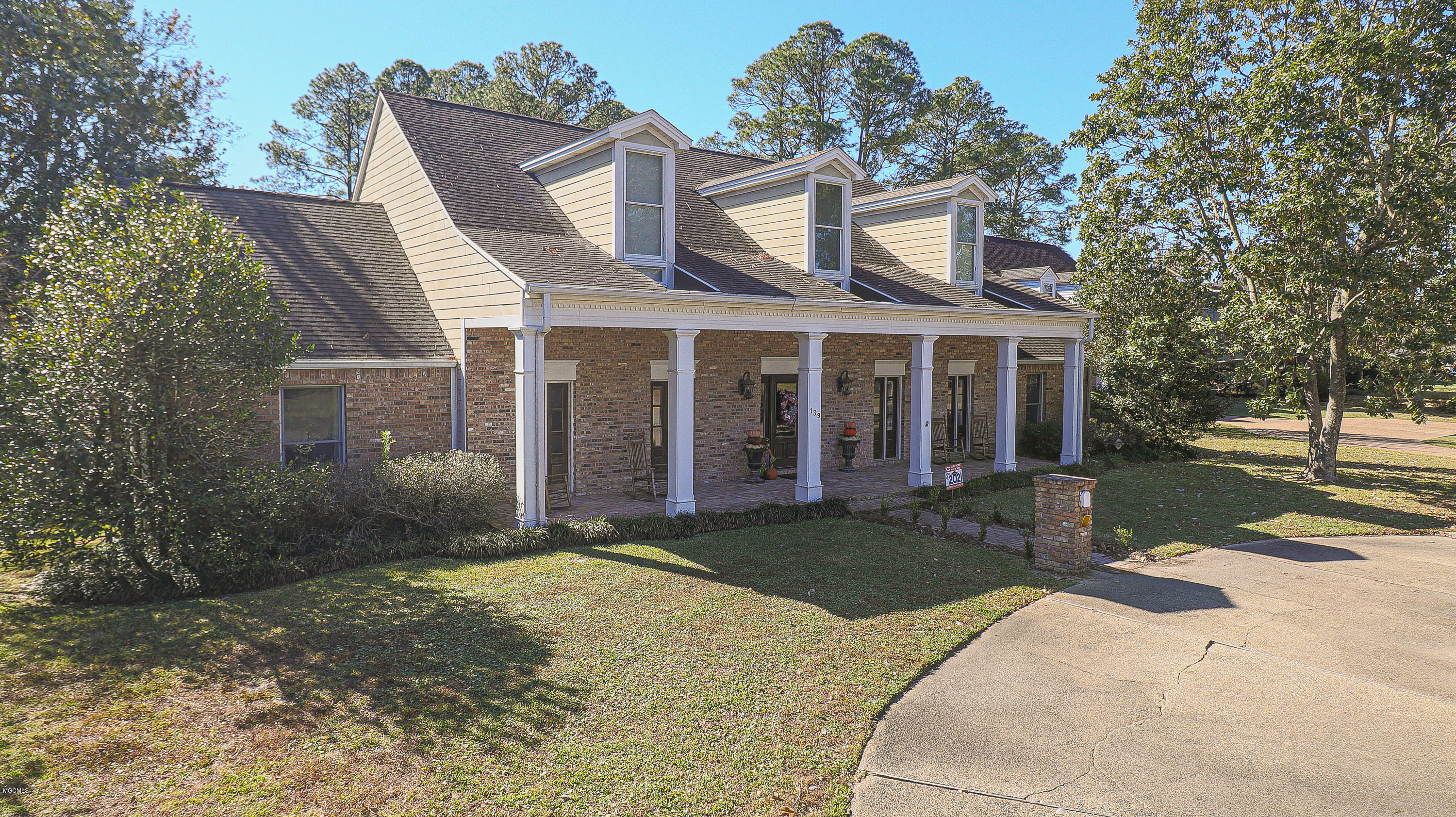 Property Photo:  139 Bayou Circle  MS 39507 