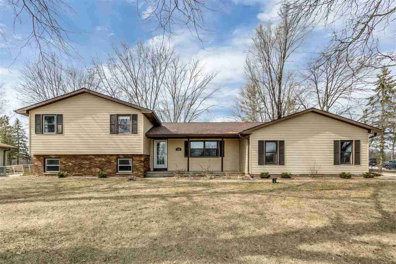 Property Photo: 2230 Irish Road WI 54956-9347