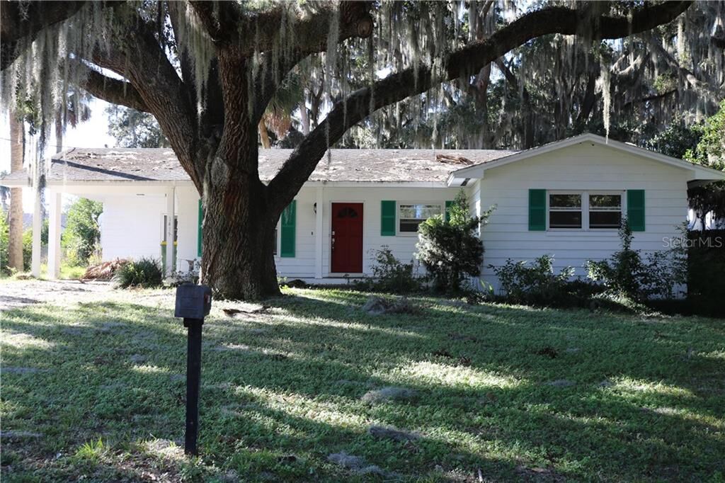 Property Photo: 1417 Park Drive FL 34748