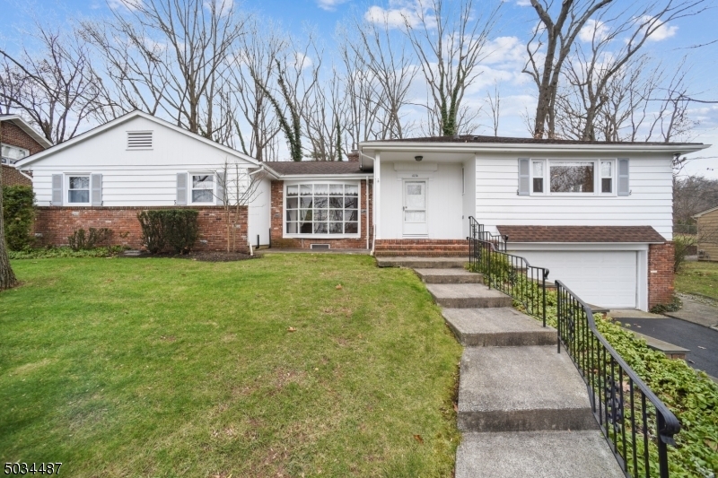 Property Photo: 1074 Sunny View Rd NJ 07092