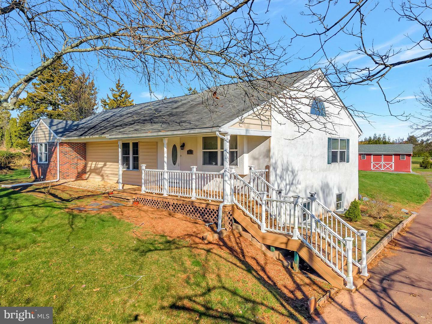 Property Photo:  752 Harleysville Pike  PA 19450 