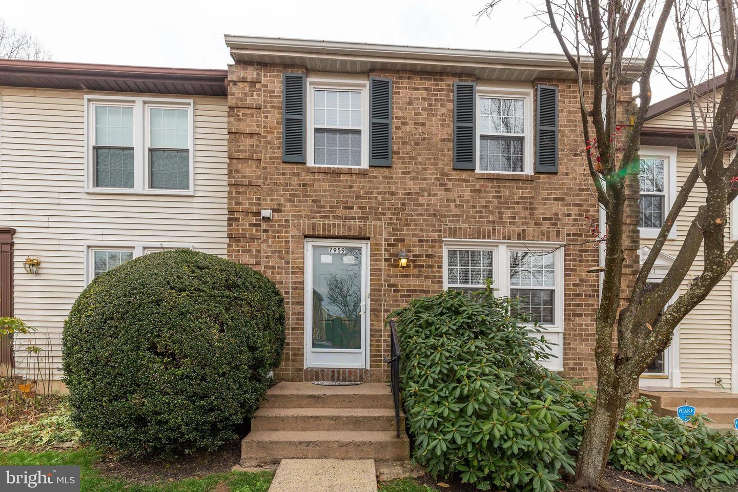Property Photo: 7959 Tyson Oaks Circle VA 22182