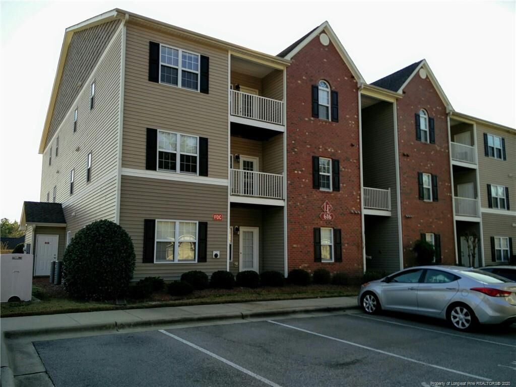 Property Photo: 616 Marshtree Lane 201 NC 28314