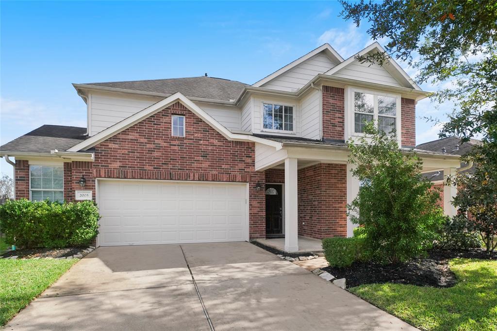 Property Photo:  2005 Camelia Crest Court  TX 77581 