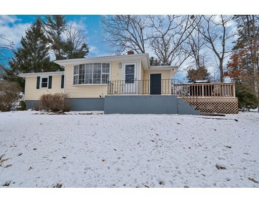 Property Photo:  17 Hearthstone Dr  MA 01749 