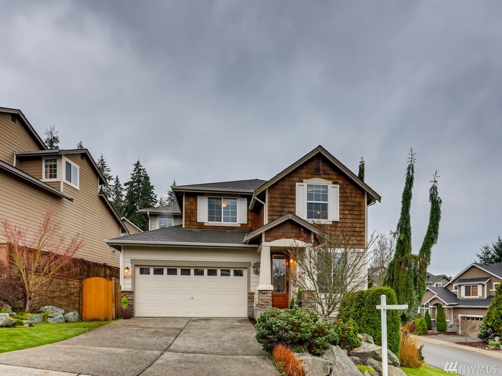 Property Photo: 8507 NE 202nd Wy WA 98011