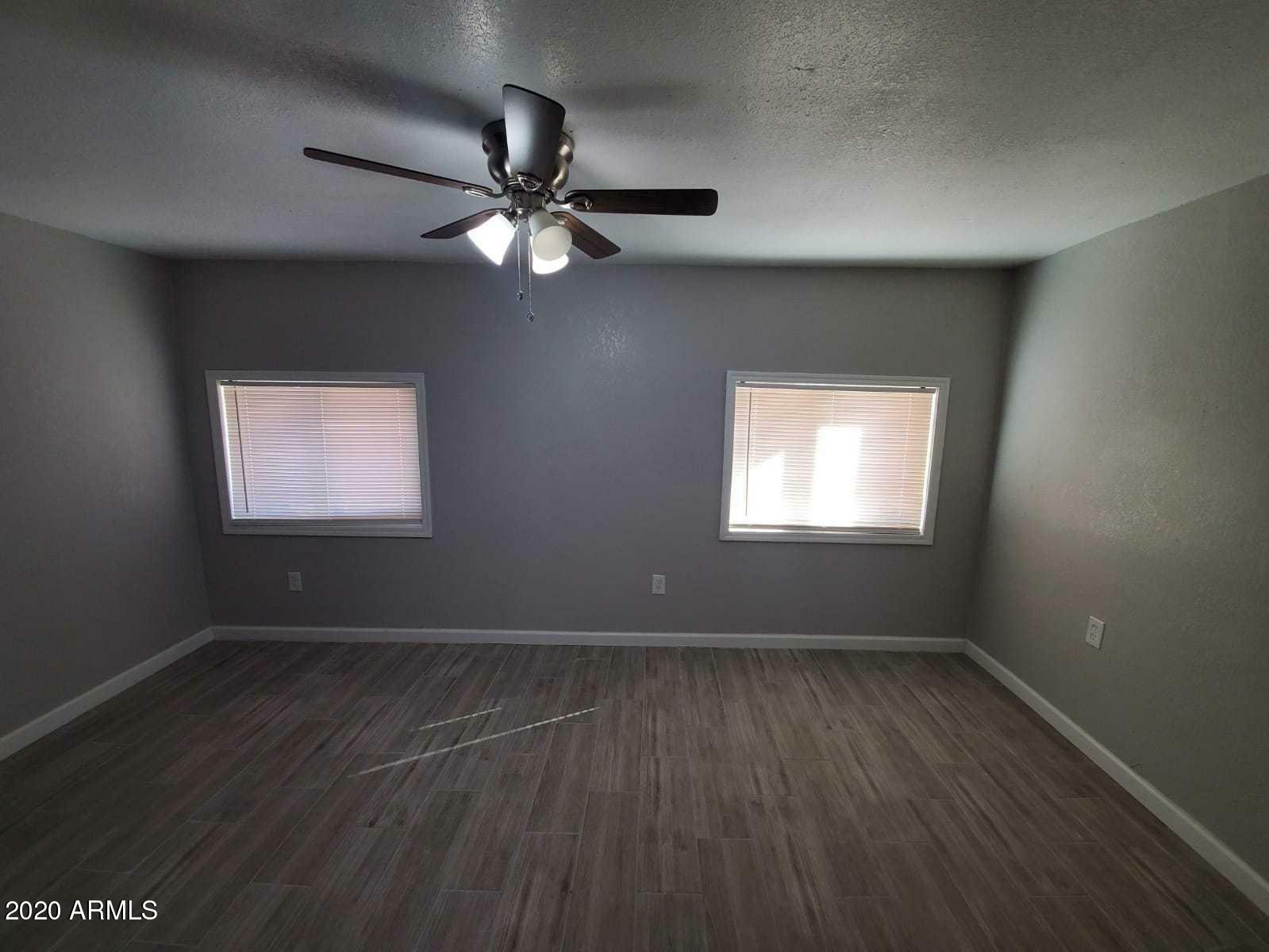 Property Photo:  4420 S 12th Drive  AZ 85041 