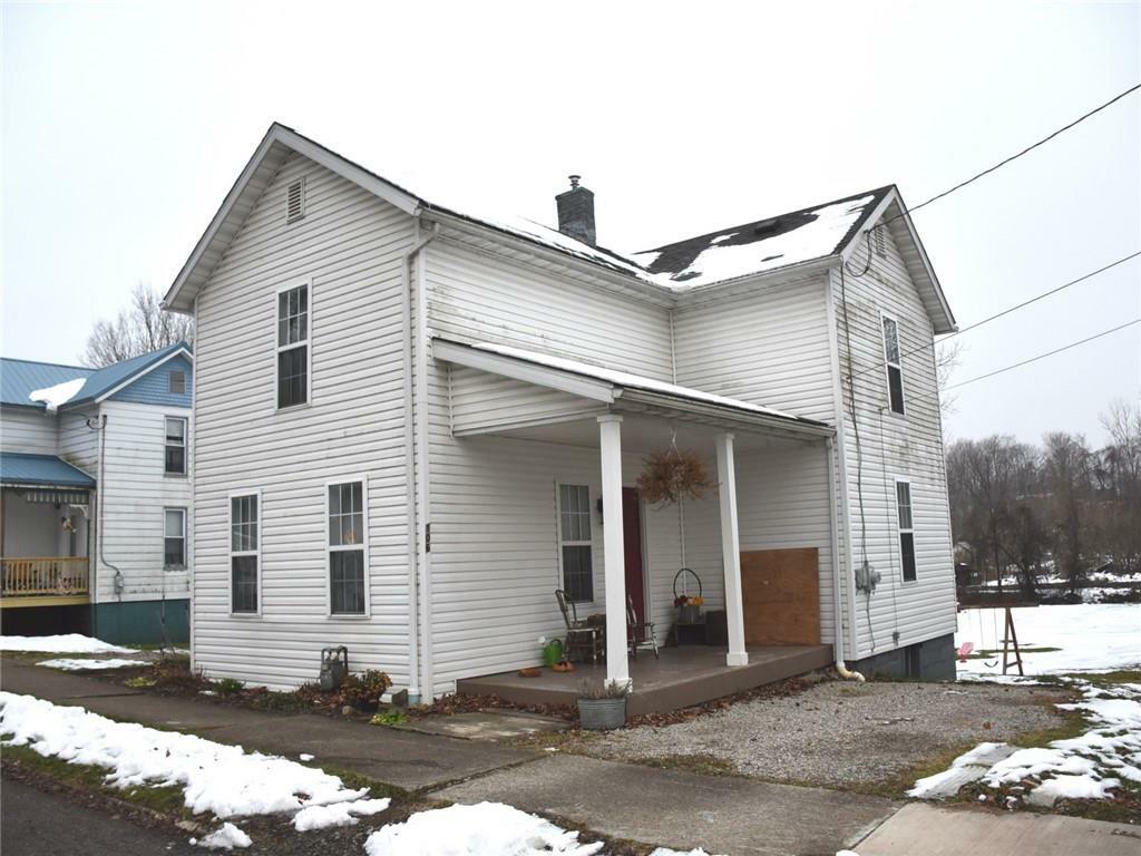 Property Photo:  106 S Water Street  PA 16424 