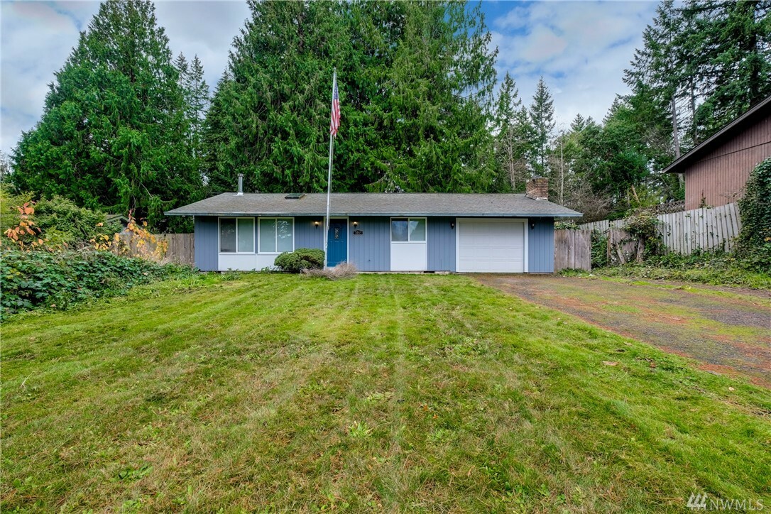 Property Photo:  7005 Parkdale Dr NW  WA 98311 