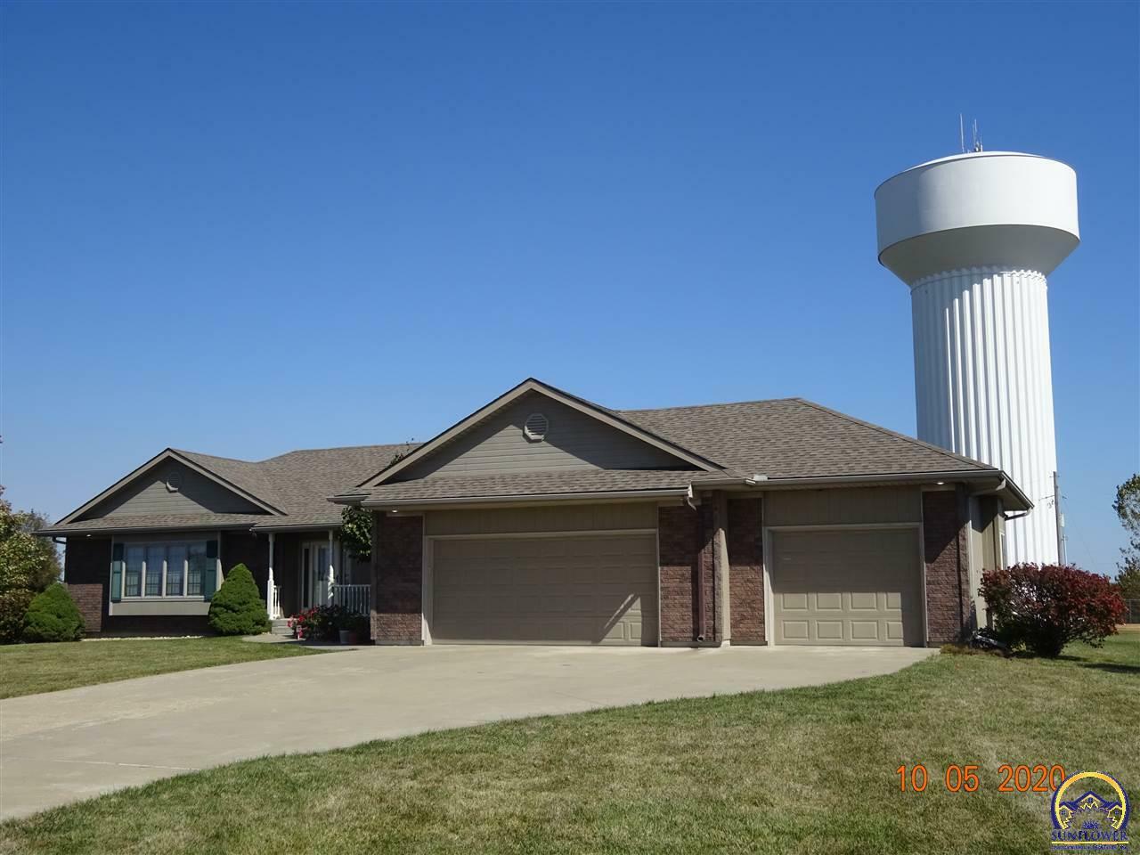 Property Photo:  7722 SW 17th St  KS 66615 