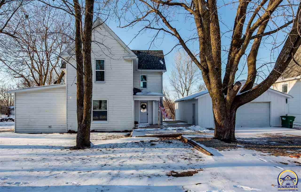 Property Photo:  518 Park Row  KS 66516 