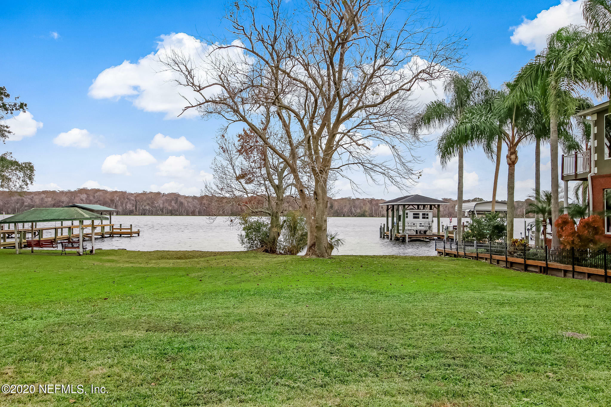 Property Photo:  158 Beechers Point Drive  FL 32193 