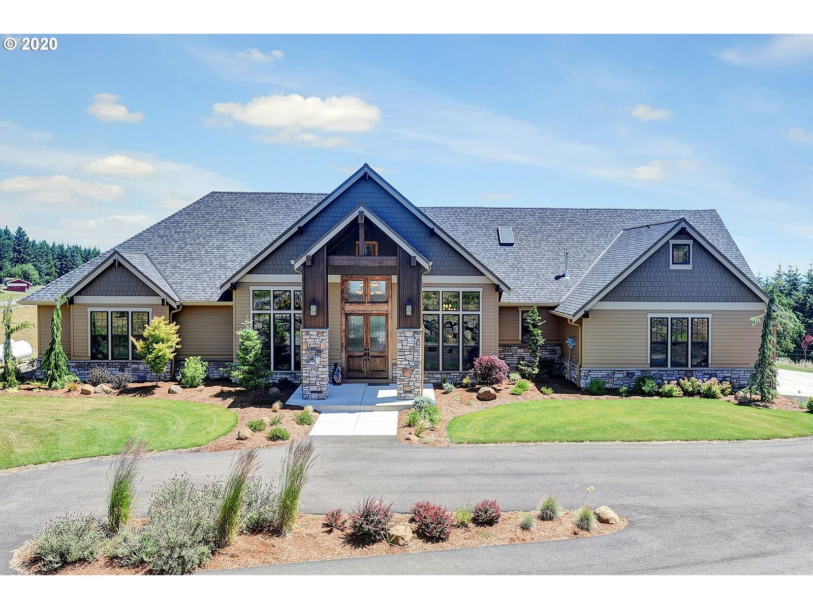 Property Photo:  27805 NE Mountain Top Rd  OR 97132 