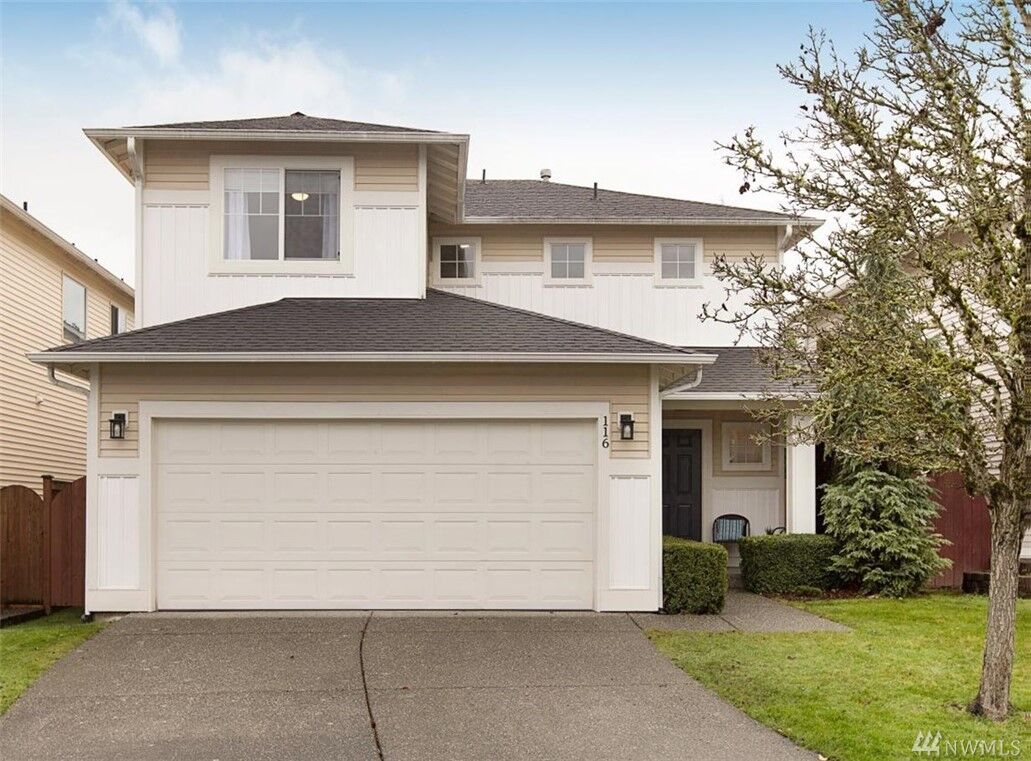 Property Photo:  116 Ferndale Ave SE  WA 98056 